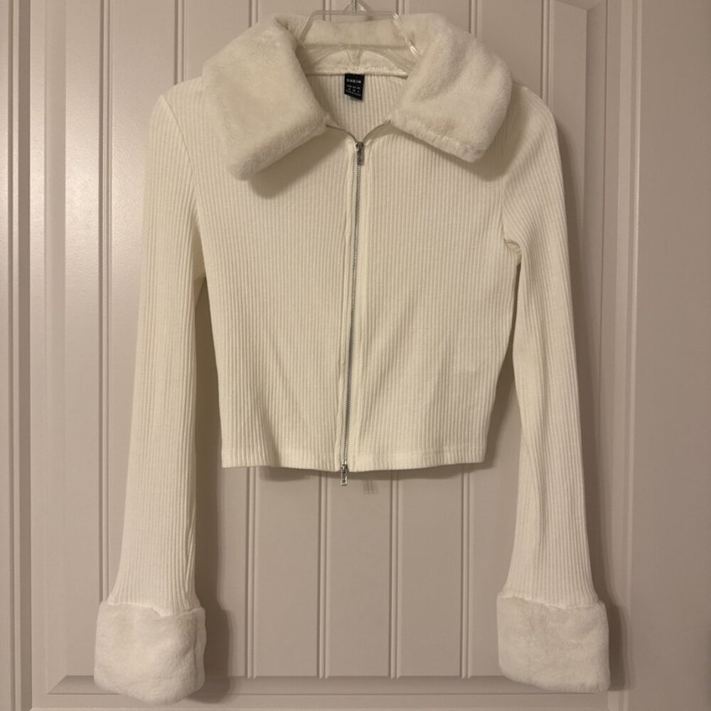 White faux fur collar and cuffs zip-up jacket